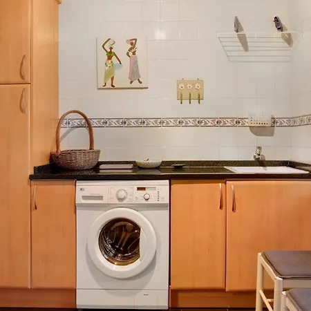 Seaside Escape * 丰沙尔